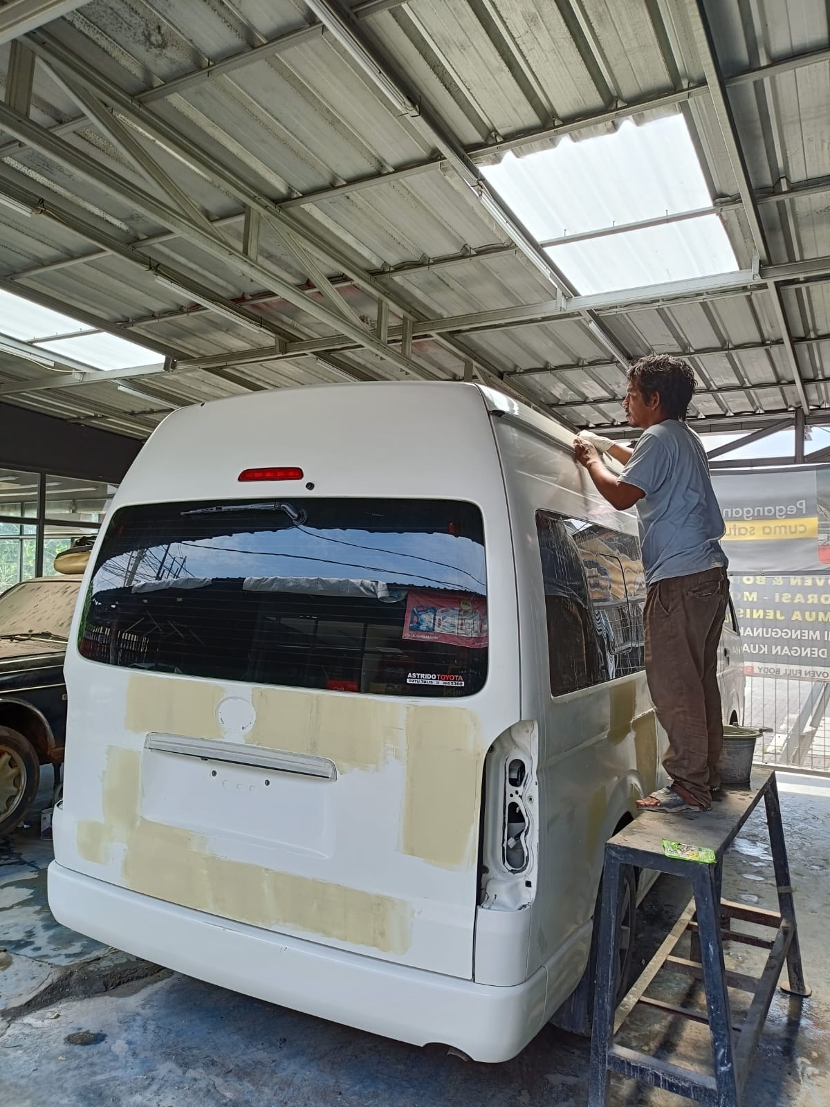 Cat & Body Repair WhatsApp Image 2024-10-16 at 11.29.15_7d5e99c0.jpg